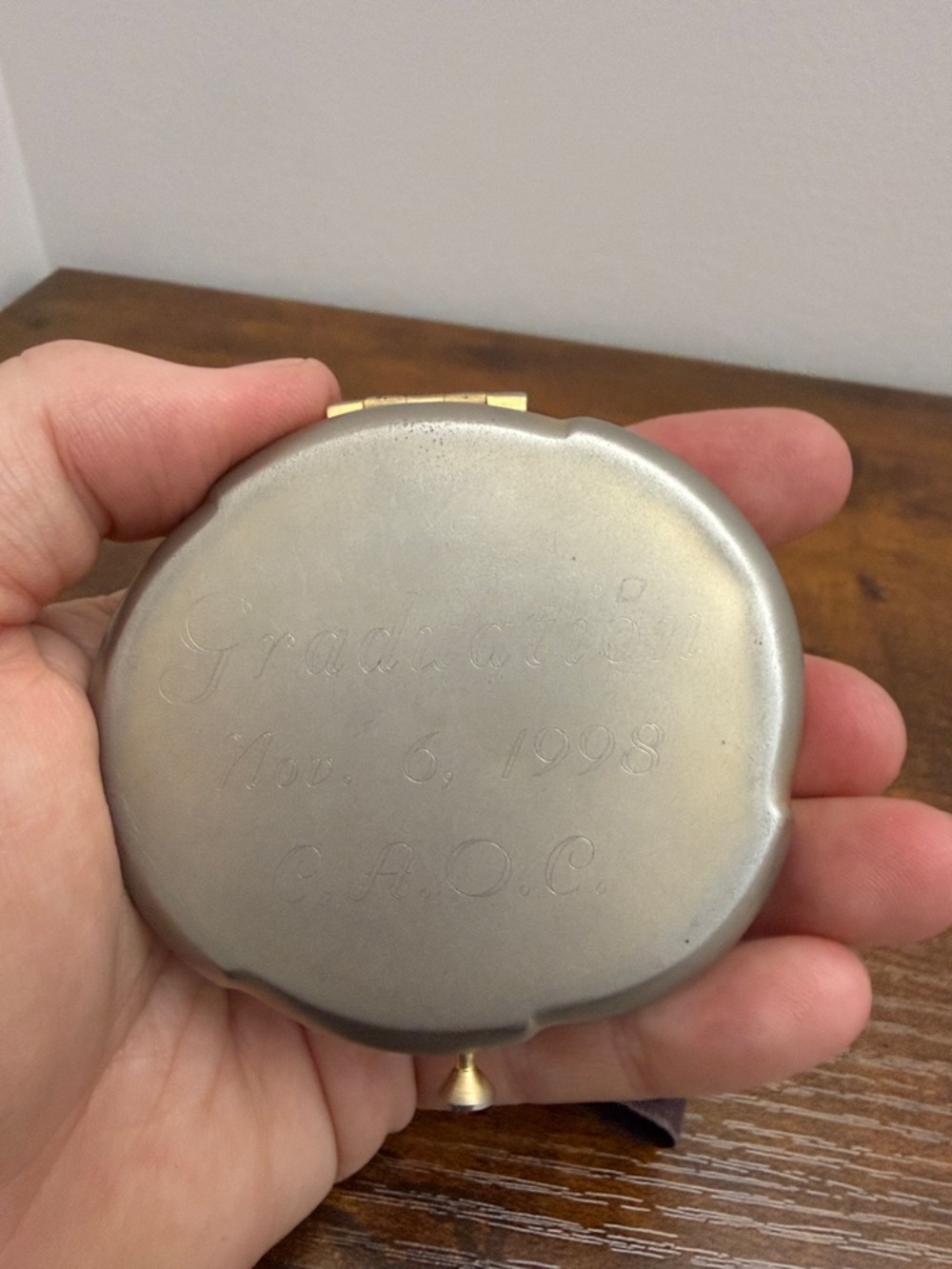 Vintage Esteè Lauder makeup Compact (no makeup inside) - Picture 6 of 6